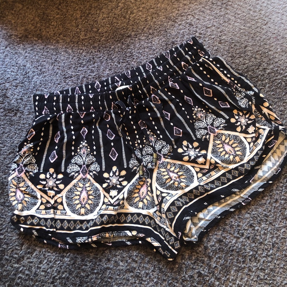Pink republic shorts small